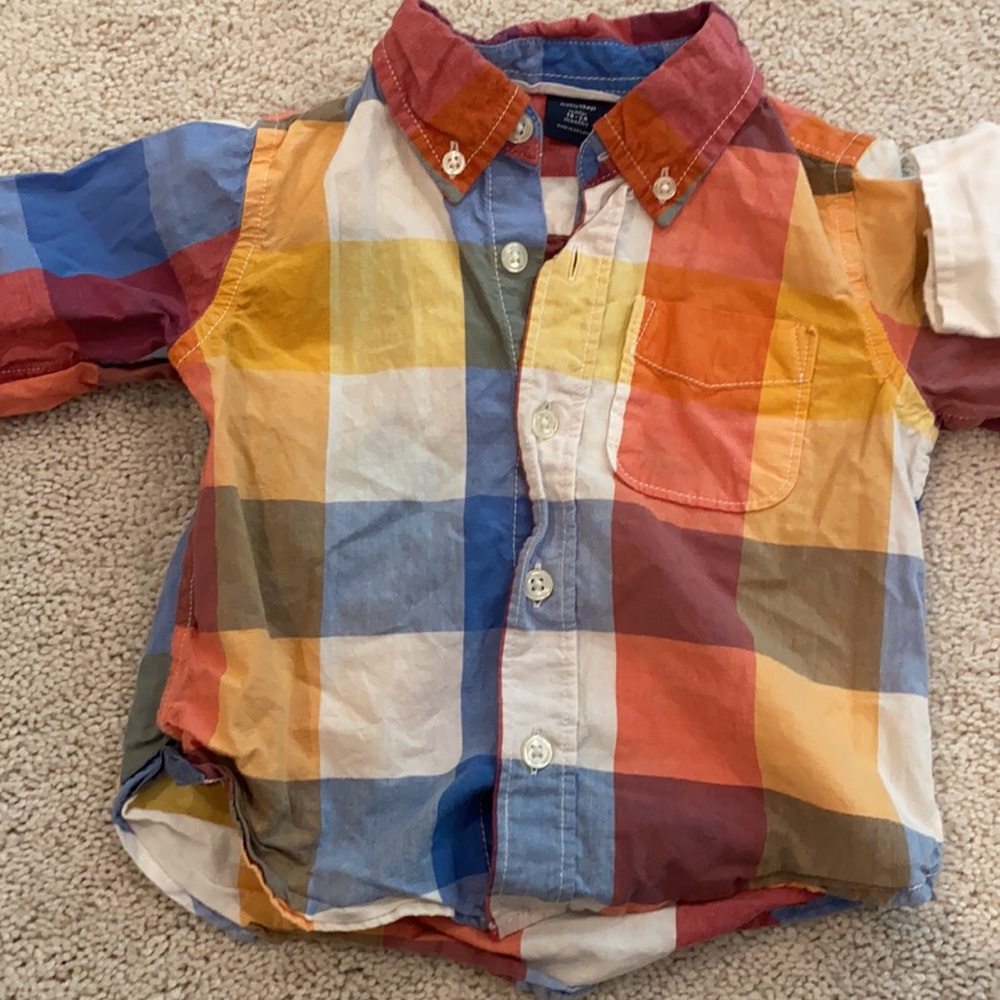BUNDLE!!! 18-24 months baby gap button downs - Picture 2 of 5